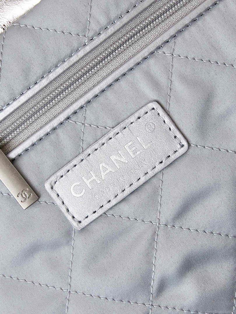Chanel 22 Small Handbag Fantasy color Calfskin & Silver-Tone Metal AS3260 Silver