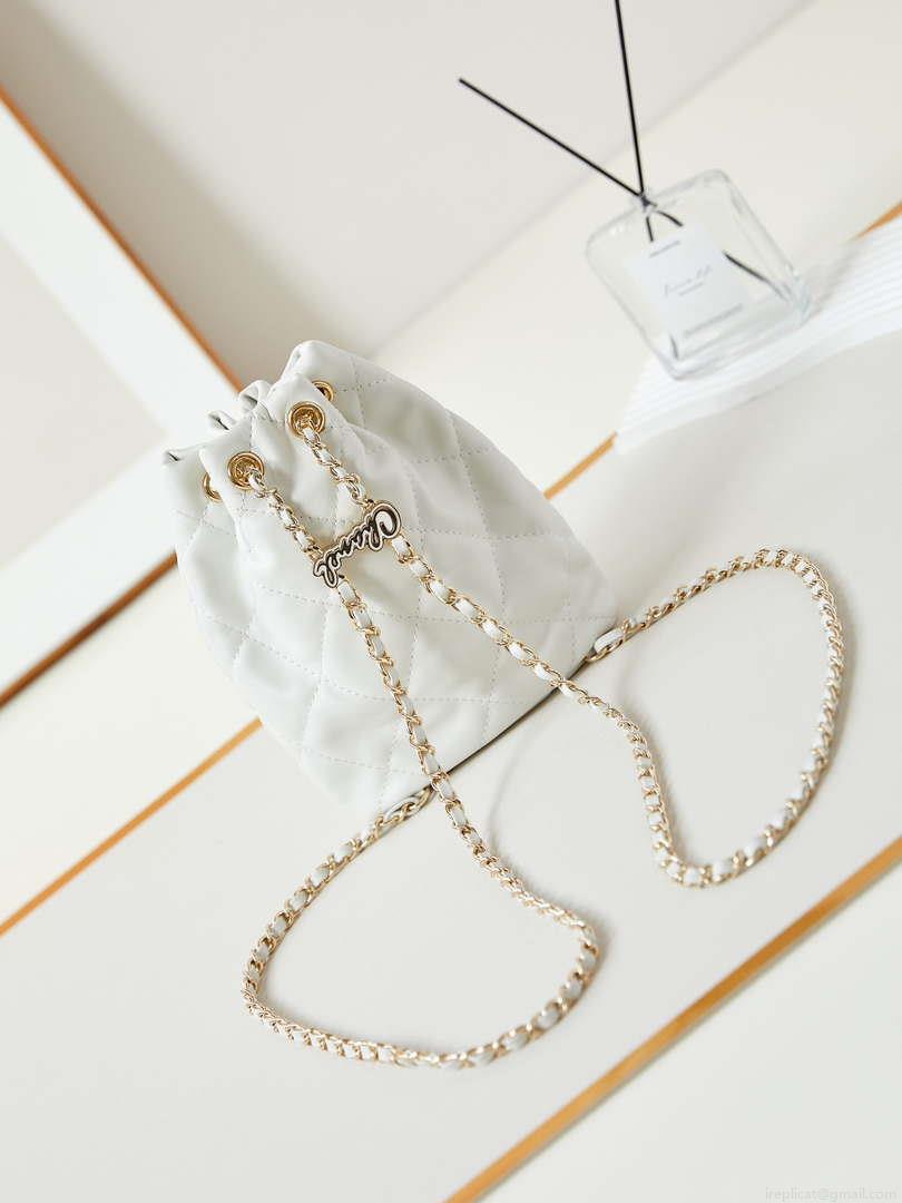Chanel AS4810 Backpack Shiny Lambskin & Gold-Tone Metal White