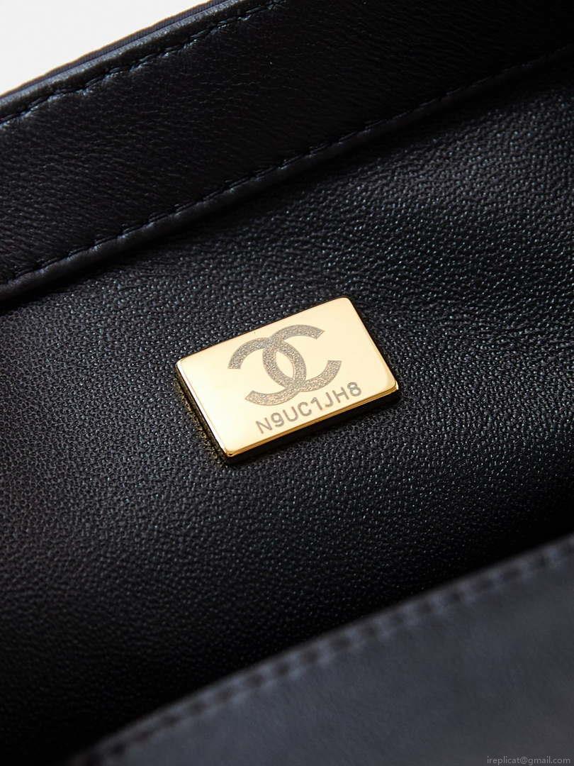 Chanel 24S AS4561 Flap Bag Sequins Gold-Tone Metal Multicolor CC LOGO