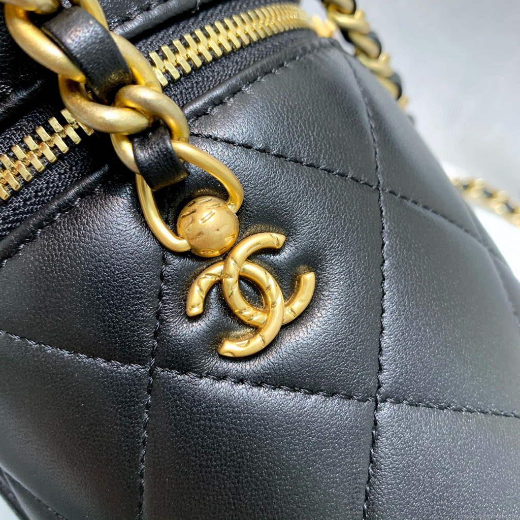 Chanel AS2735 Small Vanity Case Lambskin Gold Black