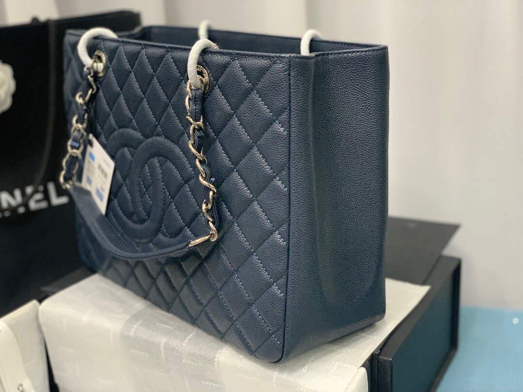 Chanel A50995 Matelasse GST Chain Tote bag caviar Calfskin leather Navy Blue Silver