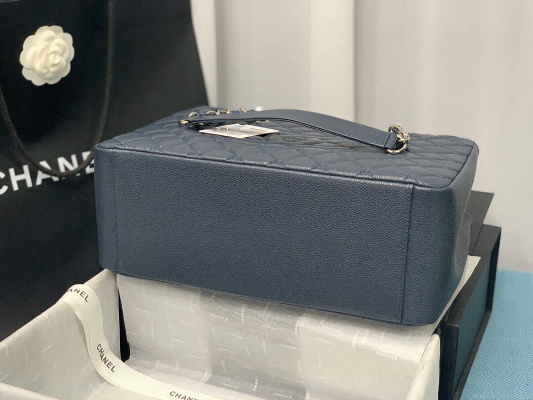 Chanel A50995 Matelasse GST Chain Tote bag caviar Calfskin leather Navy Blue Silver