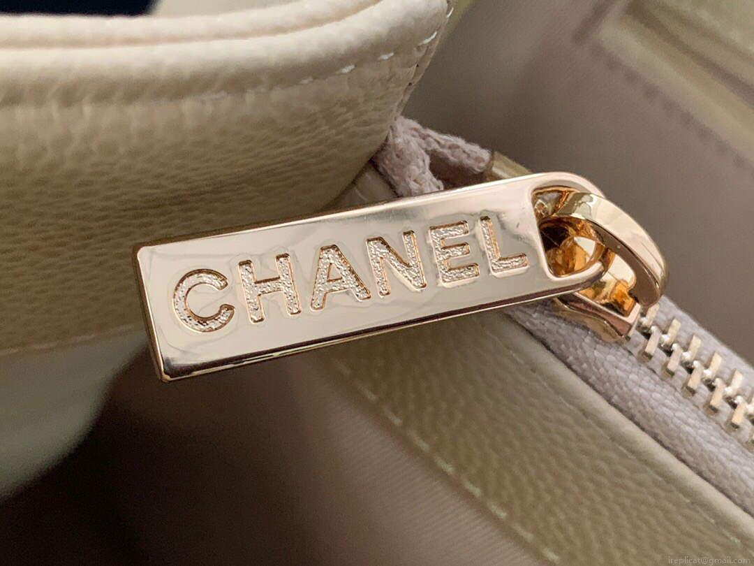 Chanel A50995 Matelasse GST Chain Tote bag caviar Calfskin leather Yellow Gold