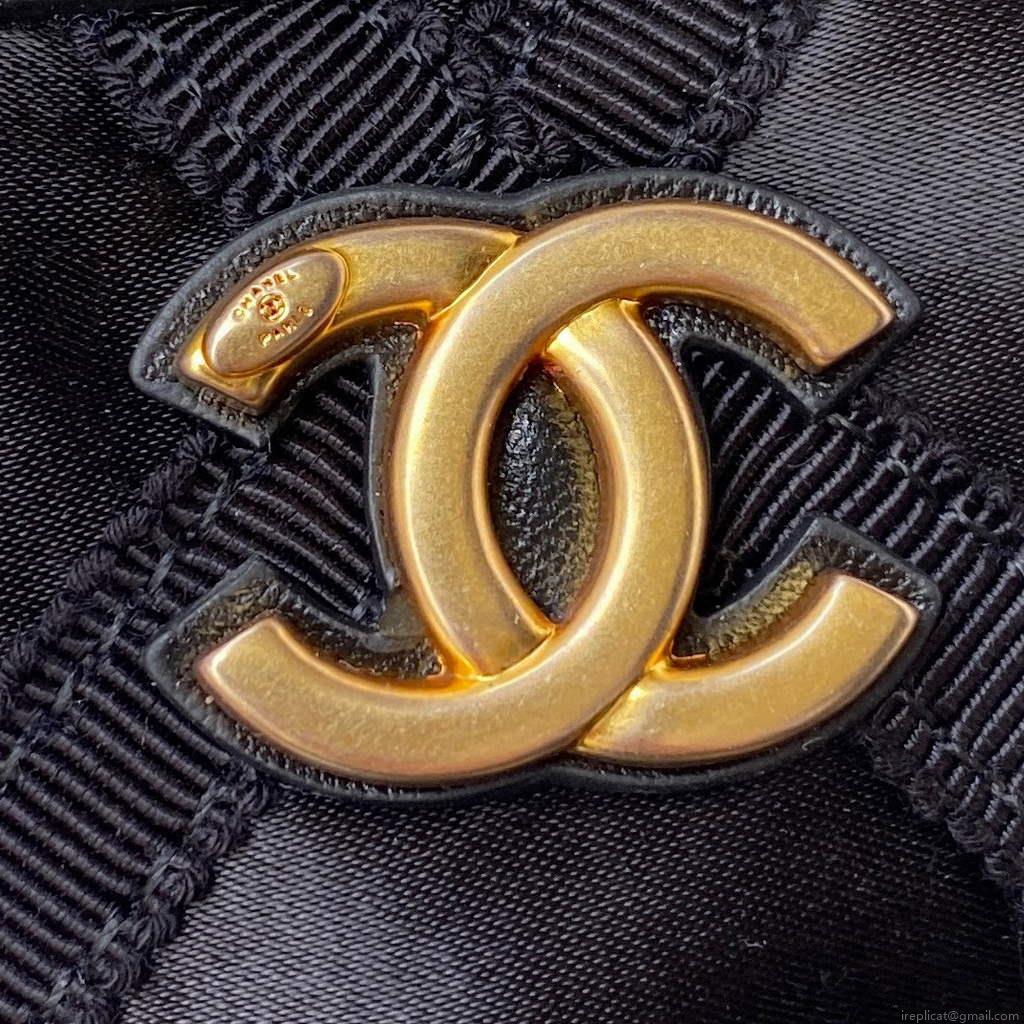 Chanel AP2669 Clutch with Chain Nylon Bag Black