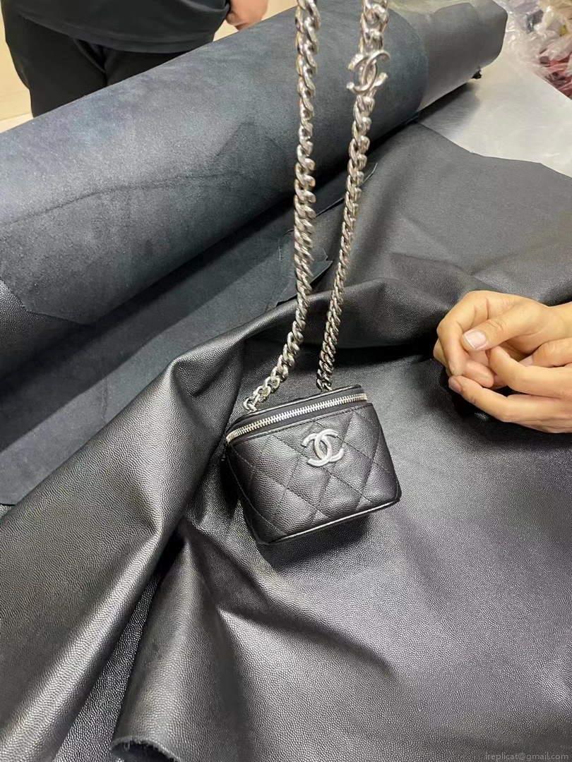 Chanel Small Vanity With Chain Bag Lambskin AP2198 Black Silvery