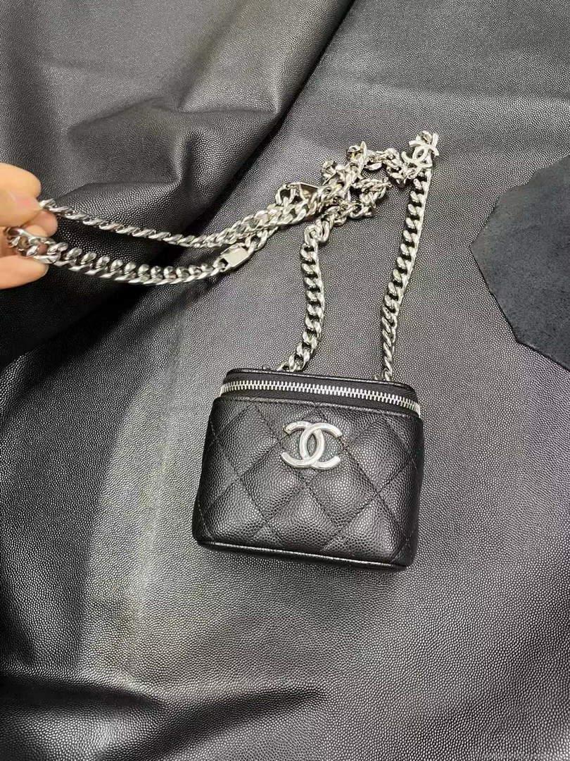 Chanel Small Vanity With Chain Bag Lambskin AP2198 Black Silvery