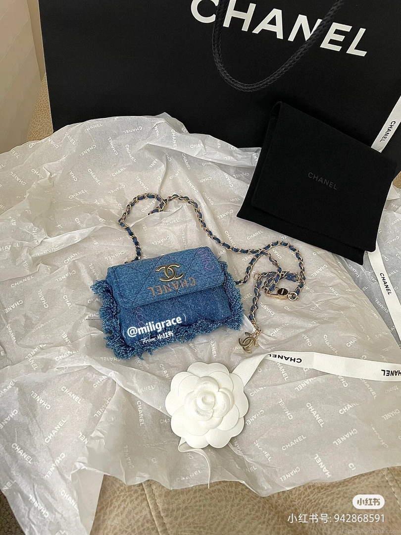 Chanel AP2623 Belt bag printed Denim gold Blue