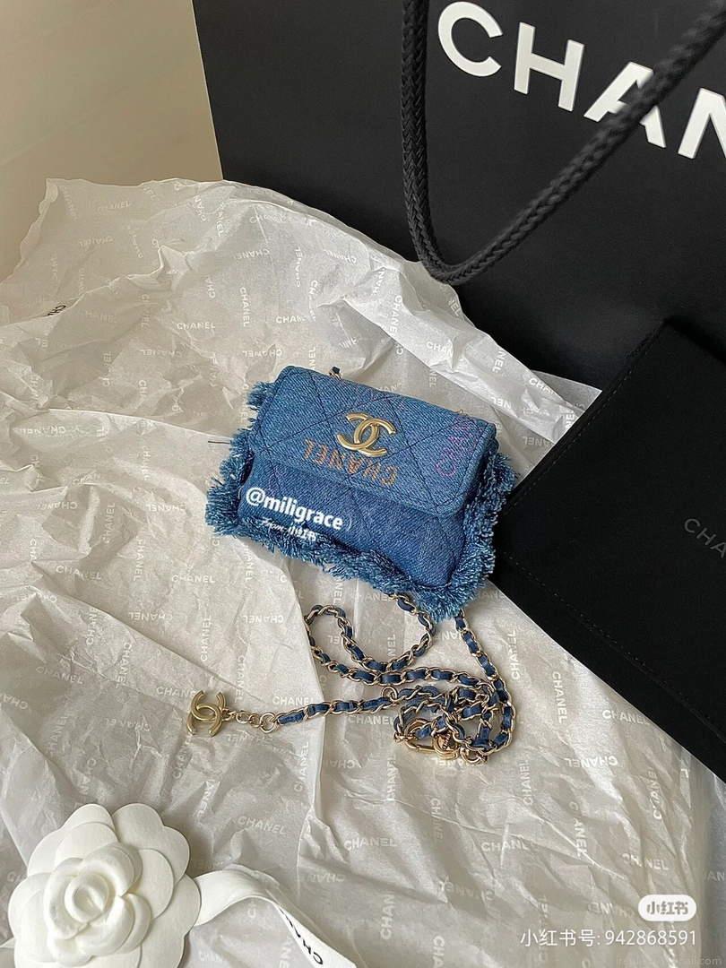 Chanel AP2623 Belt bag printed Denim gold Blue