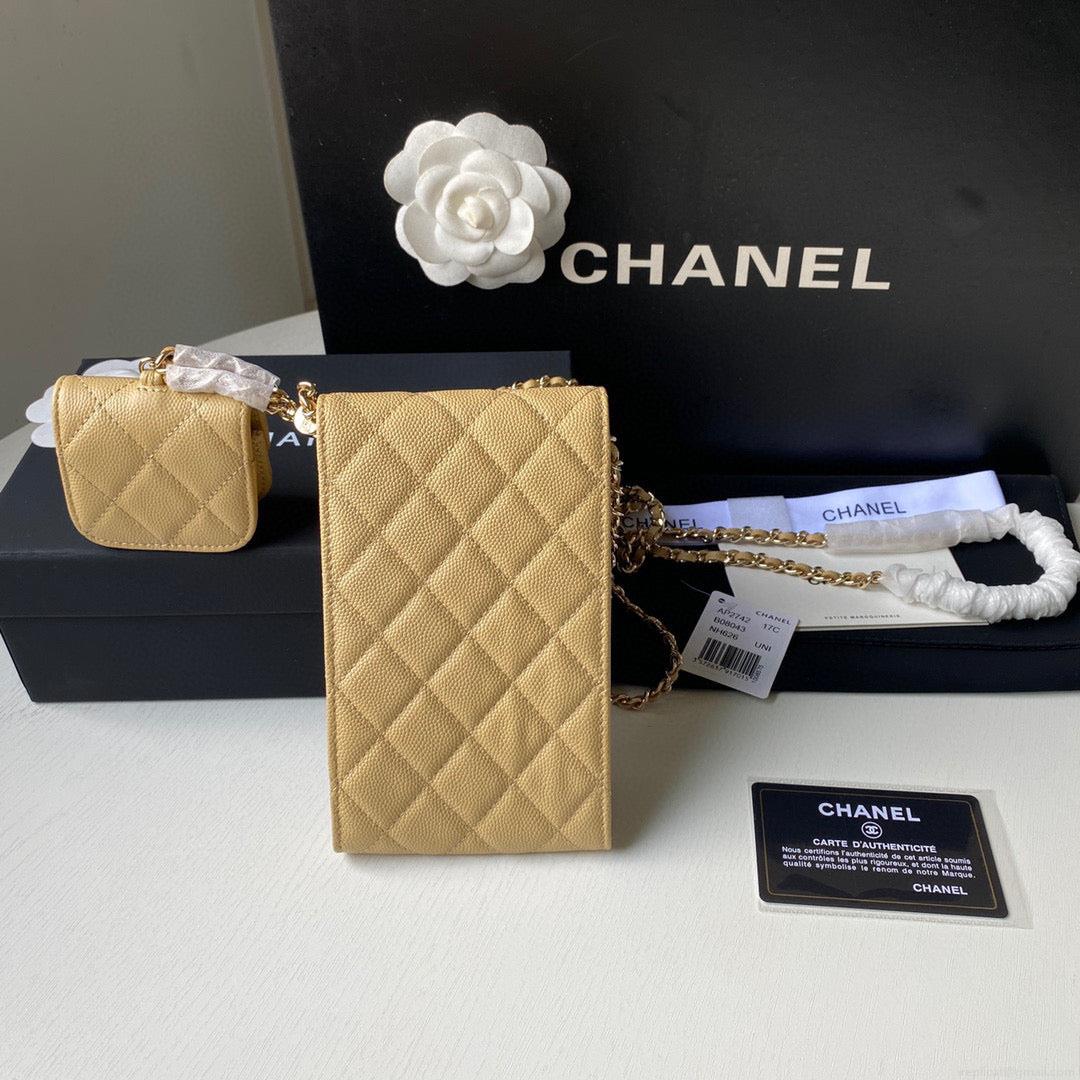 Chanel Phone Airpods Pro Case with Chain Grained Shiny AP2742 Apricot