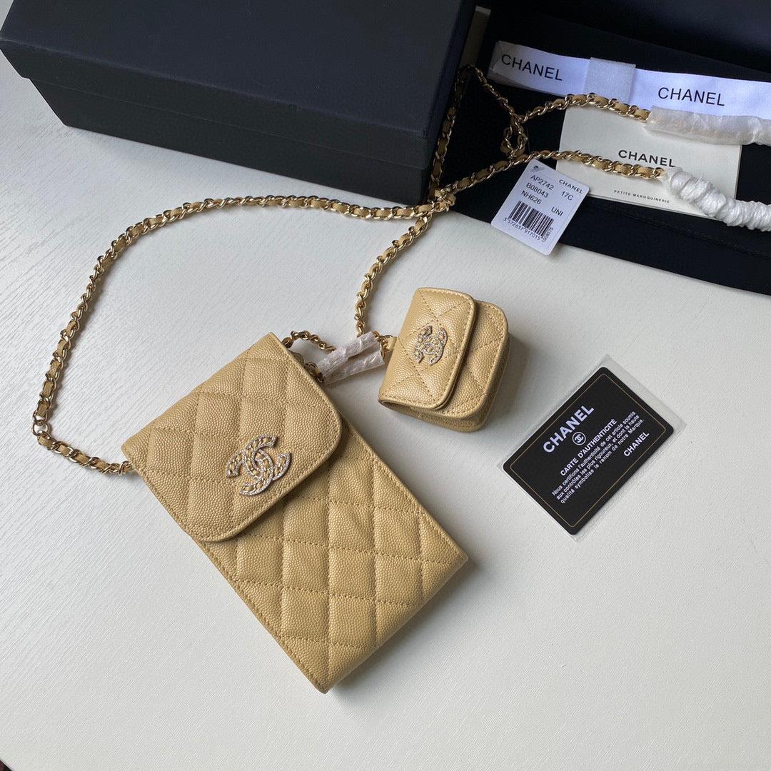 Chanel Phone Airpods Pro Case with Chain Grained Shiny AP2742 Apricot