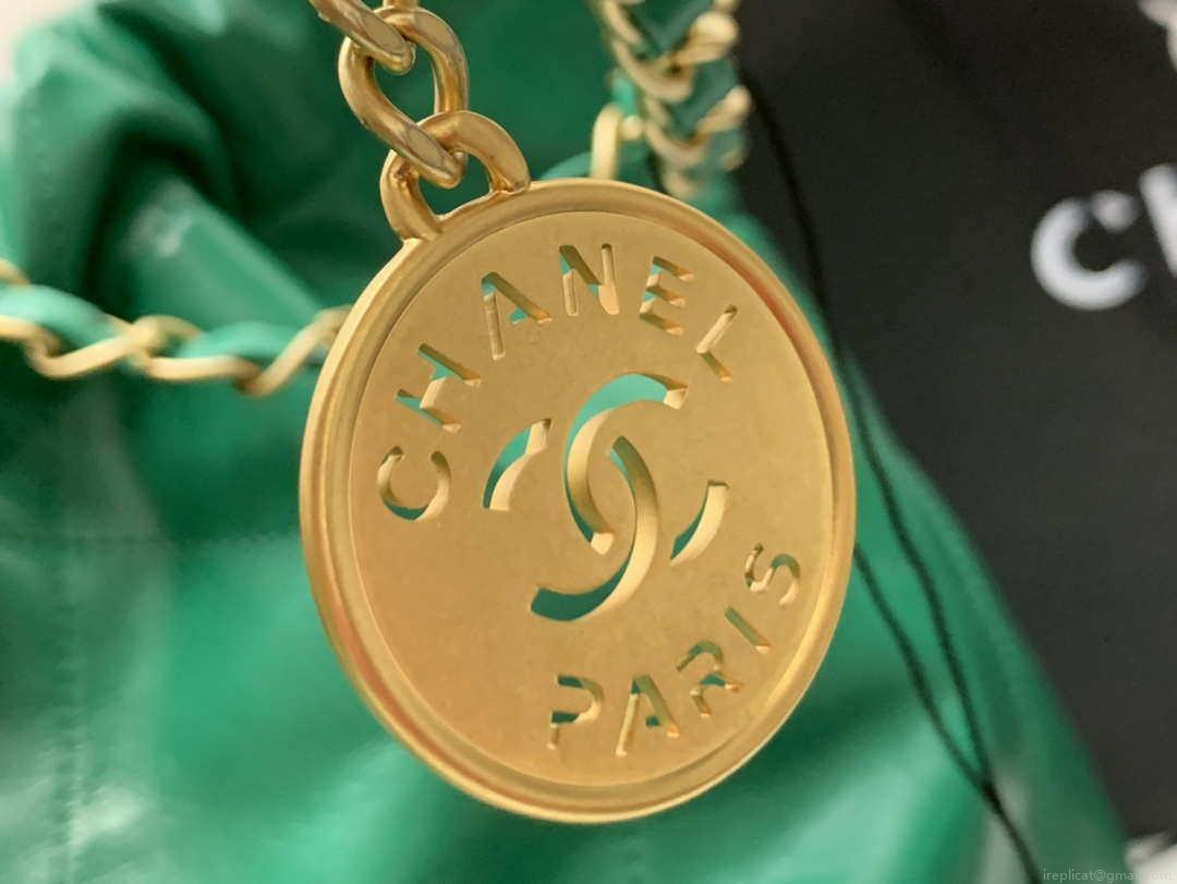 Chanel 22 Handbag Shiny Calfskin AS3261 Green Gold Metal