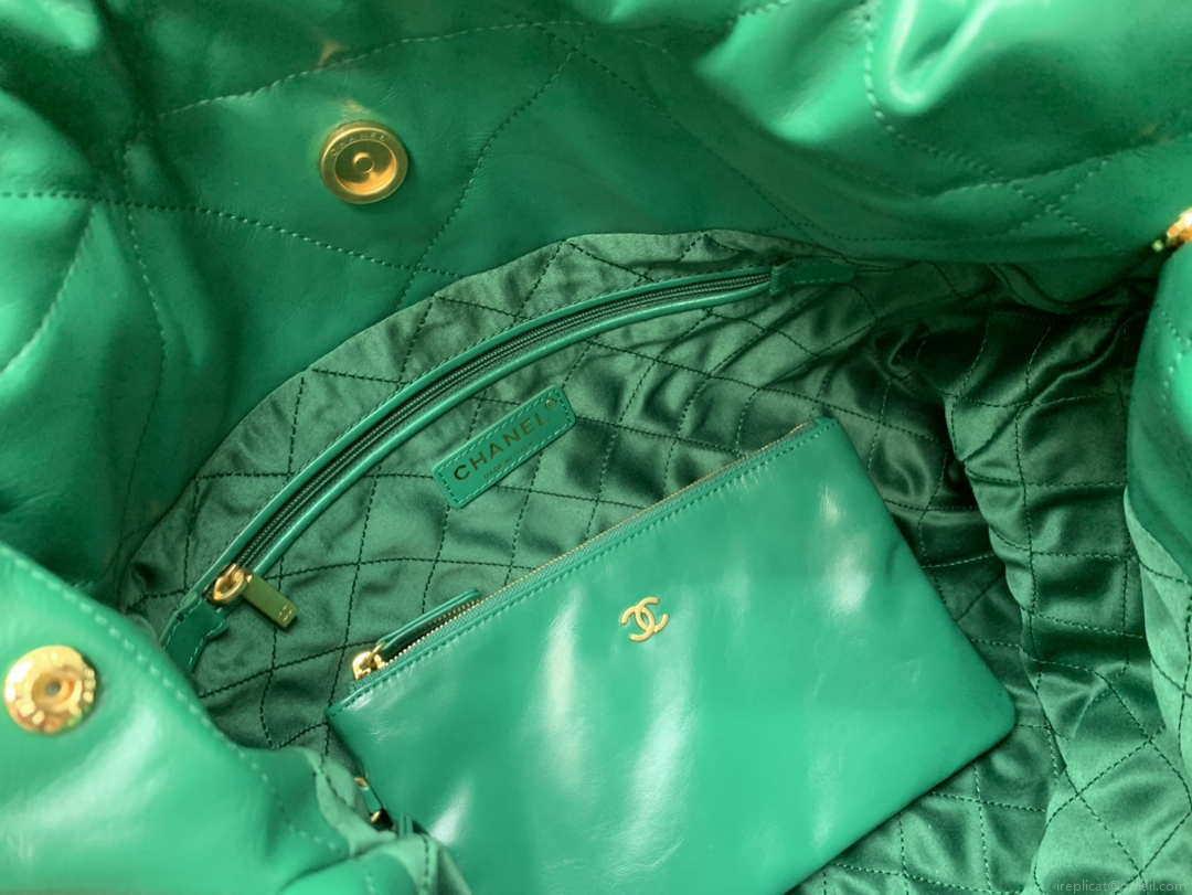 Chanel 22 Handbag Shiny Calfskin AS3261 Green Gold Metal
