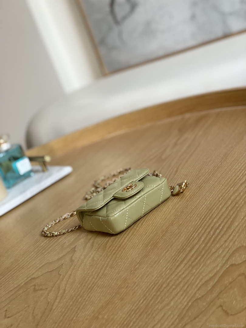 Chanel AP3037 BELT Bag Lambskin Enamel & Gold-Tone Metal Green