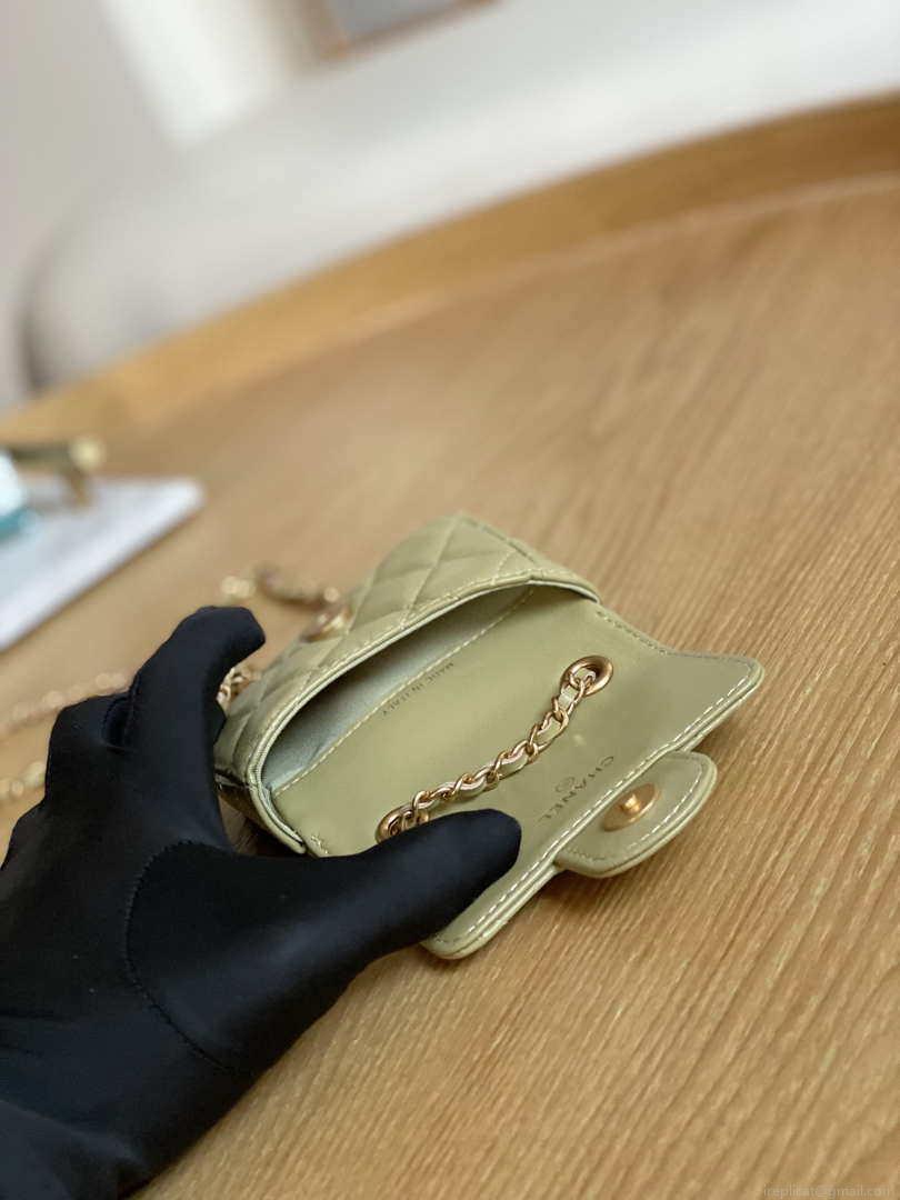 Chanel AP3037 BELT Bag Lambskin Enamel & Gold-Tone Metal Green