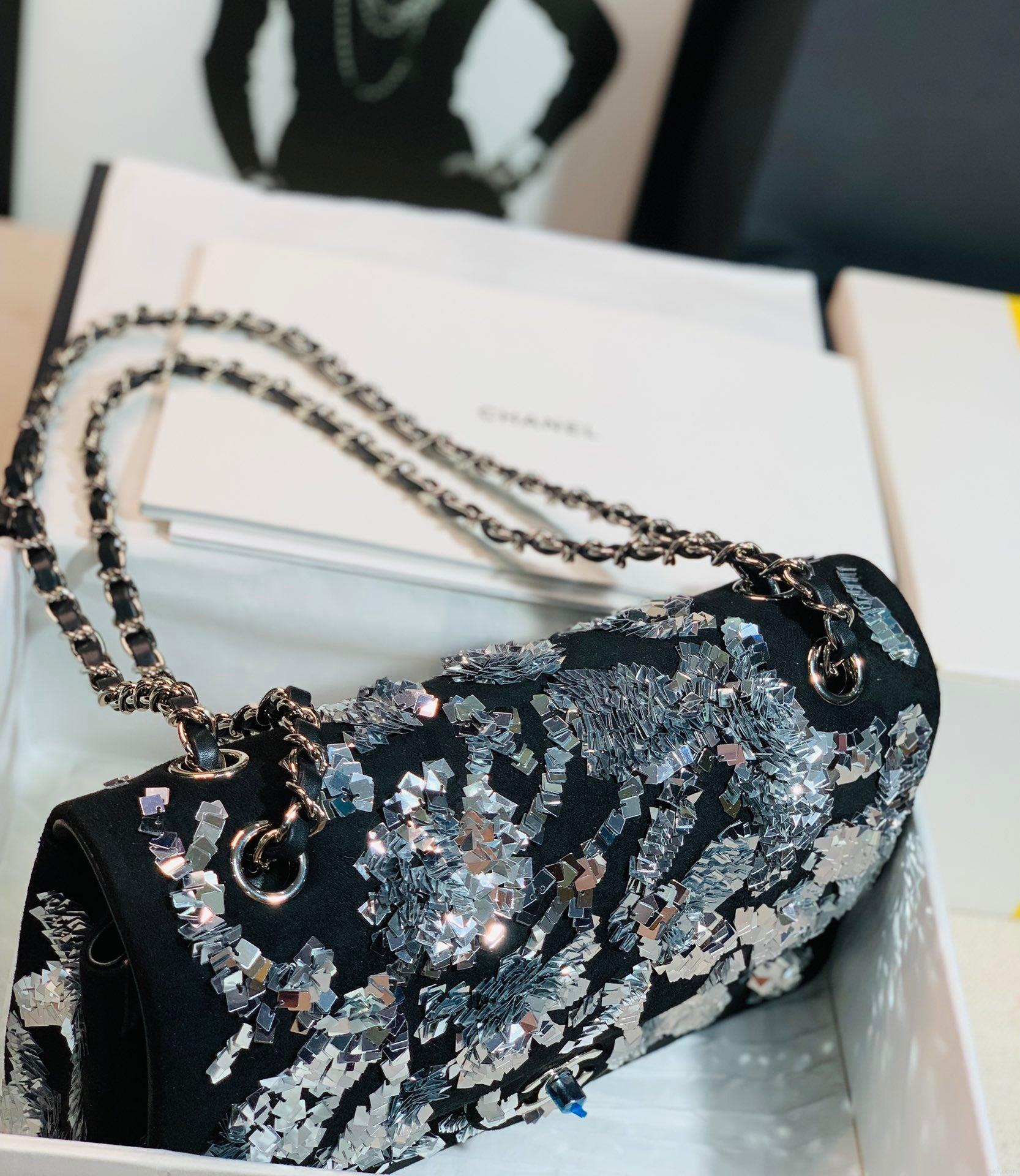Chanel A01112 Classic Handbag embroidered Lambskin Gold-Tone