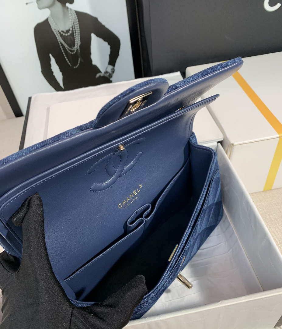 Chanel Flap Classic bag Denim Blue A01112 Gold