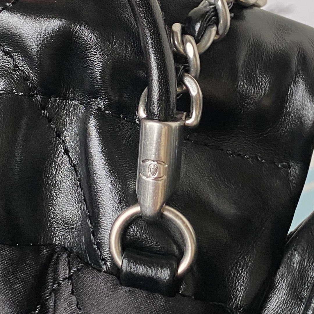 Chanel AS3980 22 Mini Handbag Shiny Calfskin & Silver-Tone Metal Black