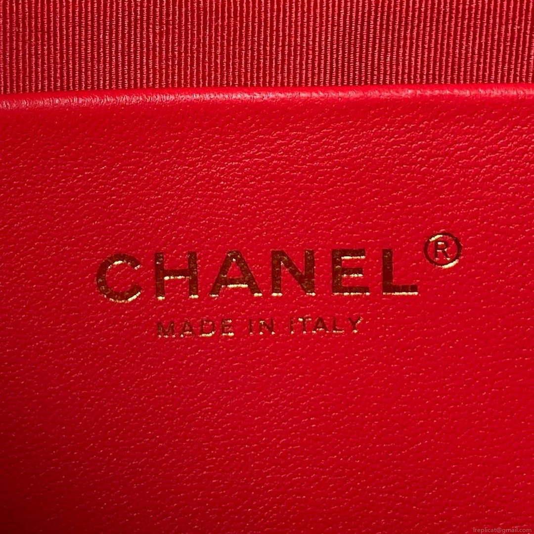 Chanel AS4368 Large HOBO Bag Shiny Crumpled Lambskin & Gold-Tone Metal Red