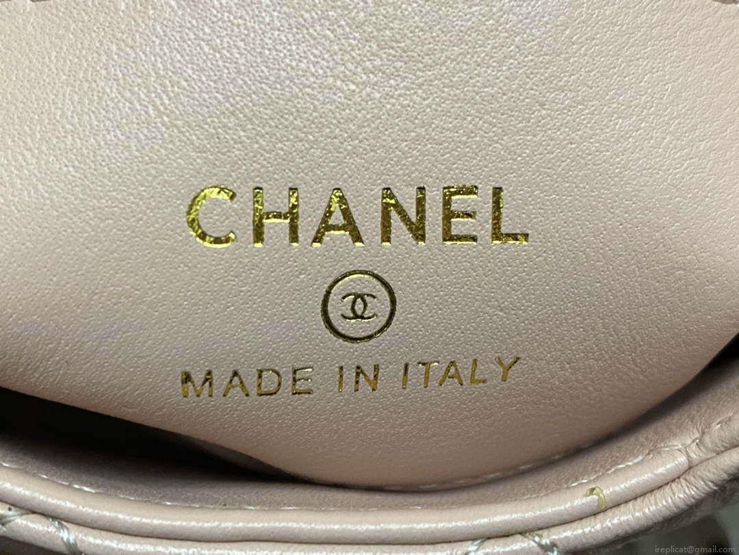 Chanel AP3435 Shiny aged calfskin & gold-tone metal Pink