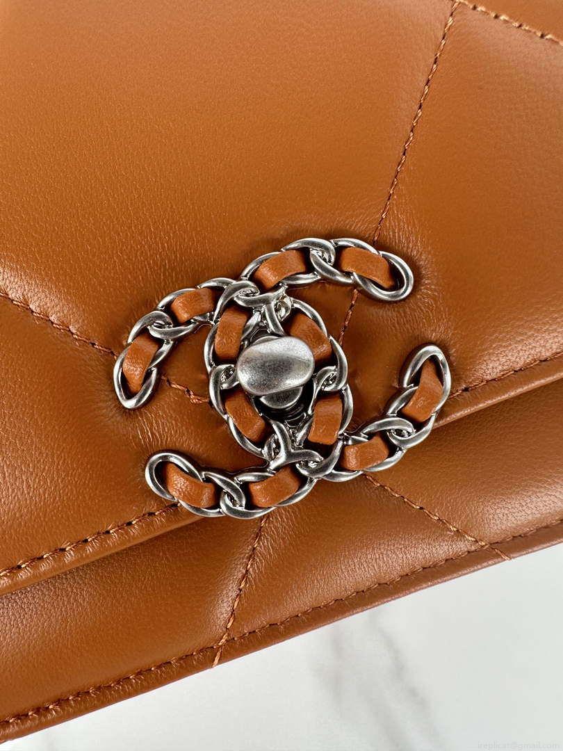 Chanel AP3267 19 Wallet on Chain Woc Shiny Lambskin Brown