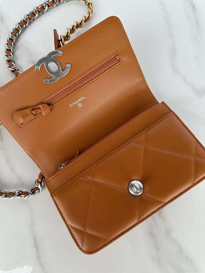 Chanel AP3267 19 Wallet on Chain Woc Shiny Lambskin Brown