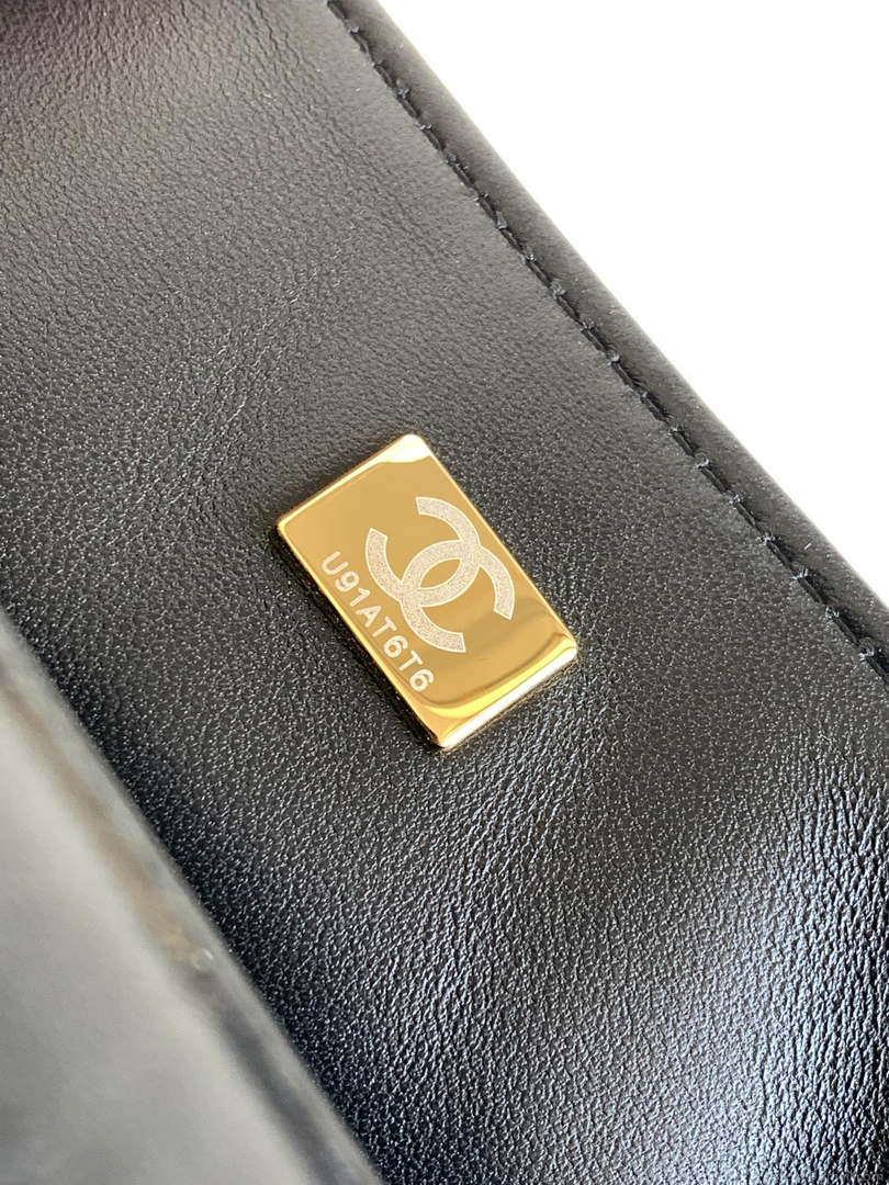 Chanel AS4199 Clutch Lambskin Gold tone Metal Black