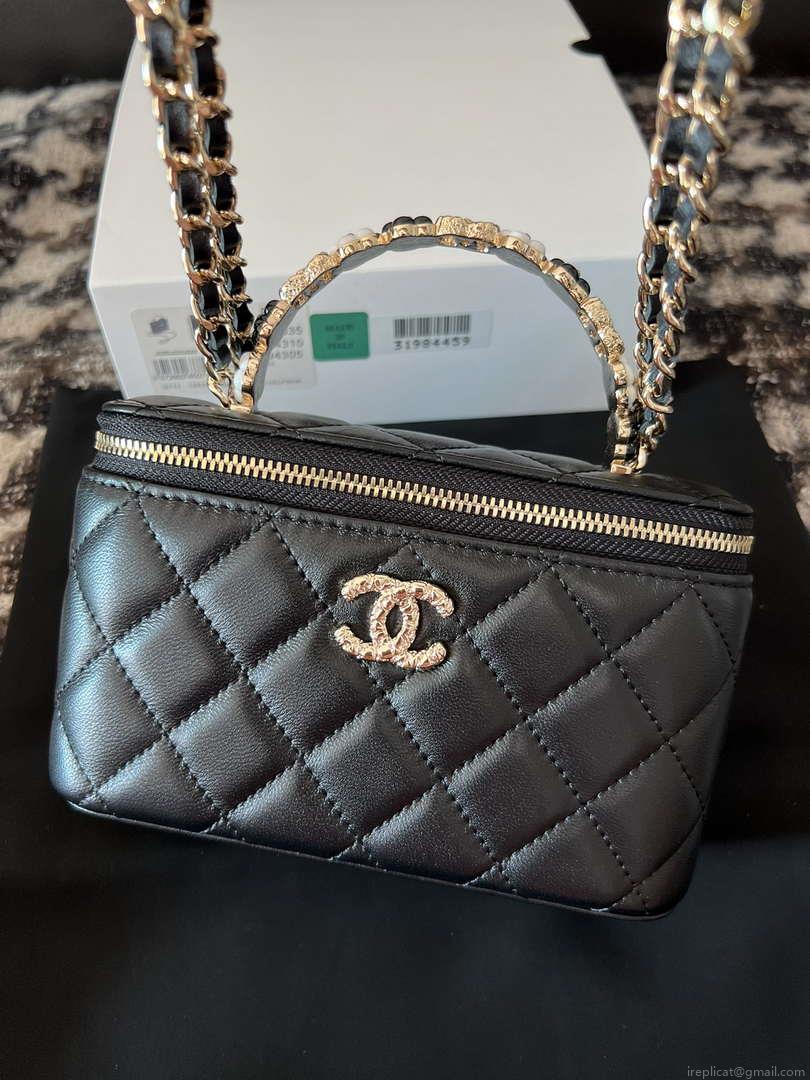 Chanel A96035 CLUTCH Lambskin Vanity Box bag Black