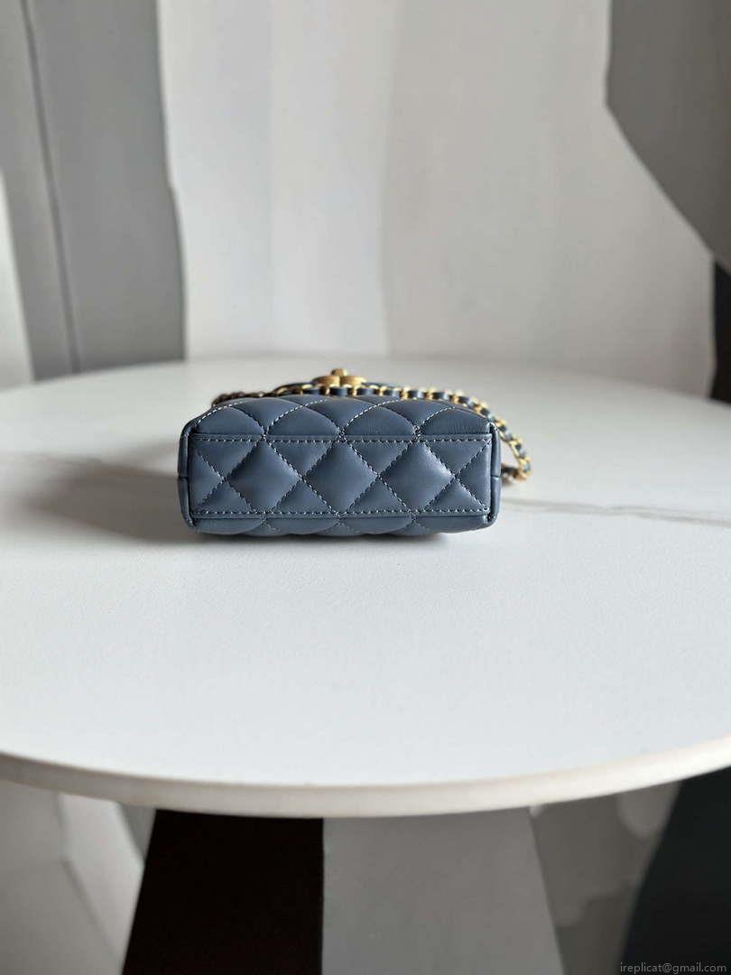 Chanel AP3435 Shiny Aged calfskin & gold-tone metal Navy Blue