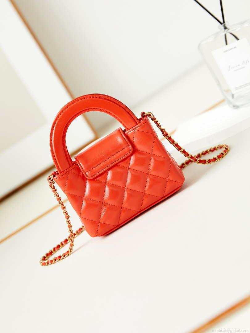 Chanel AP3435 Shiny Aged calfskin & gold-tone metal Orange Red