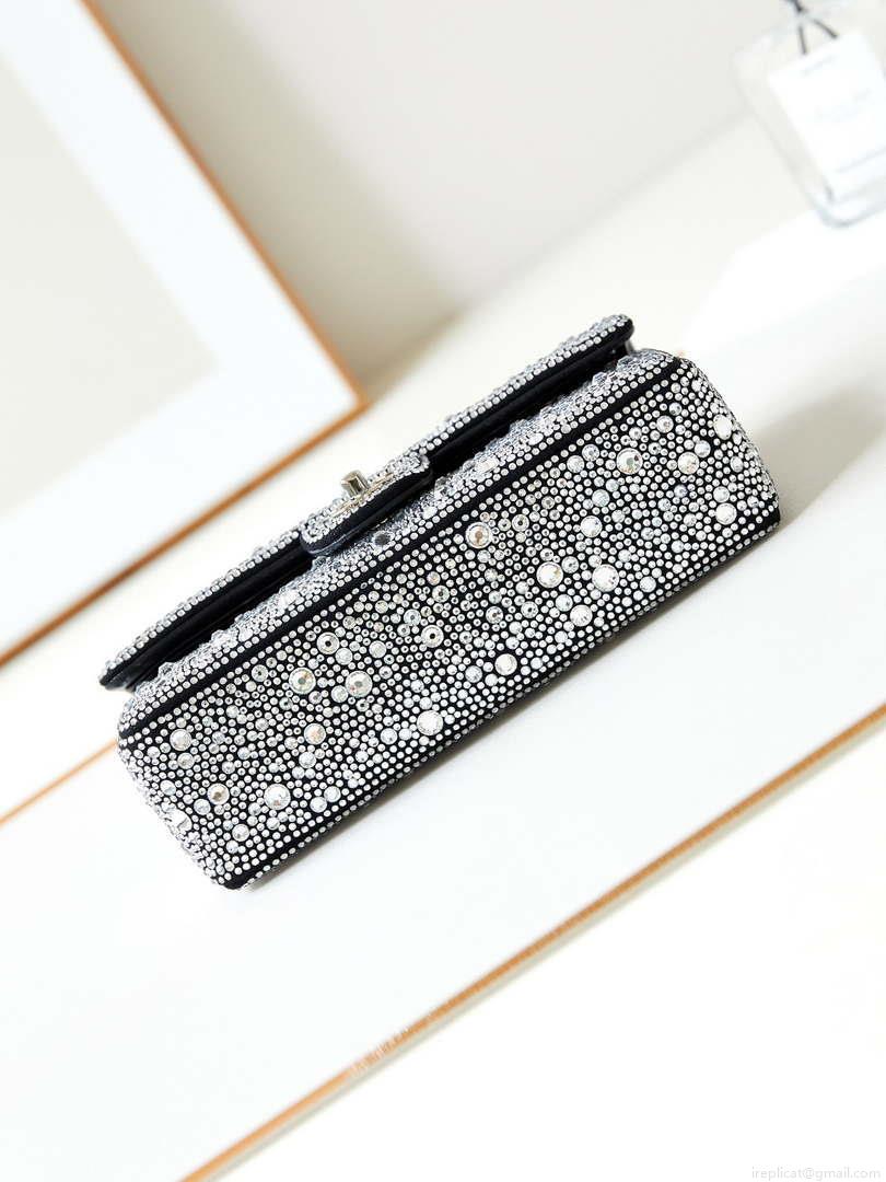 Chanel 24SS A01112 Flap Classic Handbag Large diamond inlaid Silver