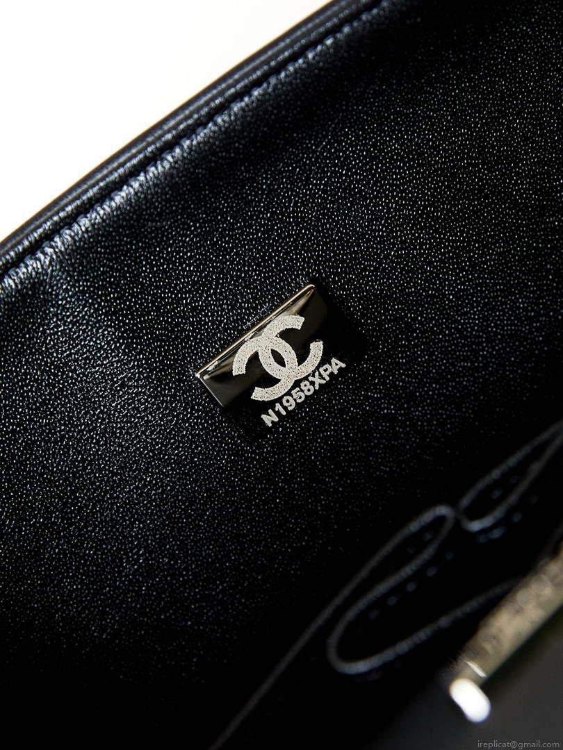 Chanel 24SS A01112 Flap Classic Handbag Large diamond inlaid Silver