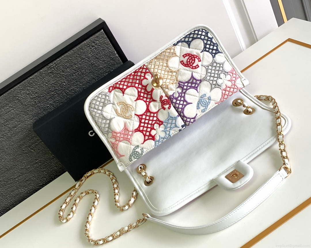 Chanel AS4773 Flap bag Lace Patchwork & Gold-Tone Metal White & Multicolor