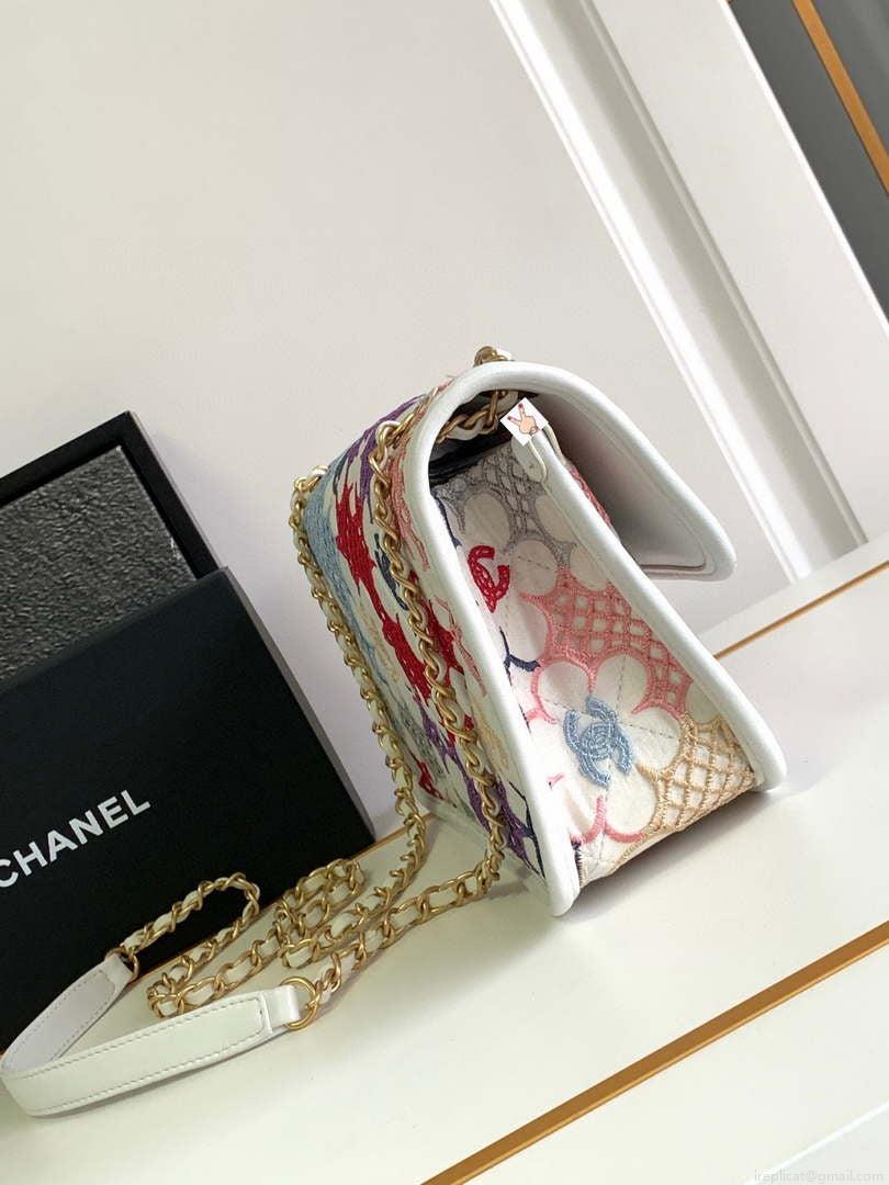 Chanel AS4773 Flap bag Lace Patchwork & Gold-Tone Metal White & Multicolor