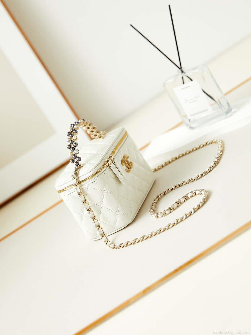 Chanel AP3804 Clutch Lambskin Vanity Box bag With Pearl handle White