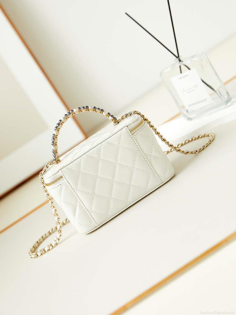 Chanel AP3804 Clutch Lambskin Vanity Box bag With Pearl handle White