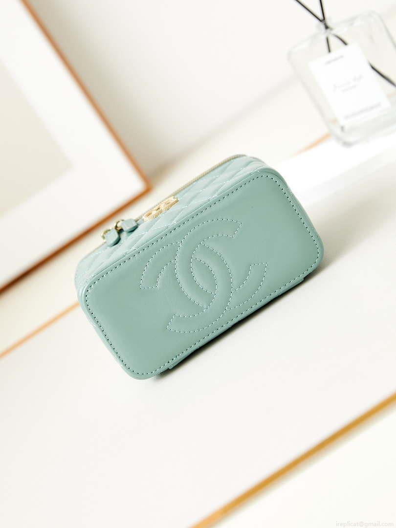 Chanel AP3804 Clutch Lambskin Vanity Box bag With Pearl handle Green