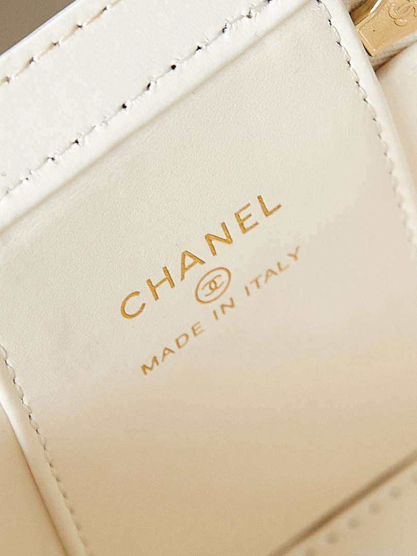 Chanel AP3805 Mini Clutch Lambskin Vanity Box bag With Pearl handle White