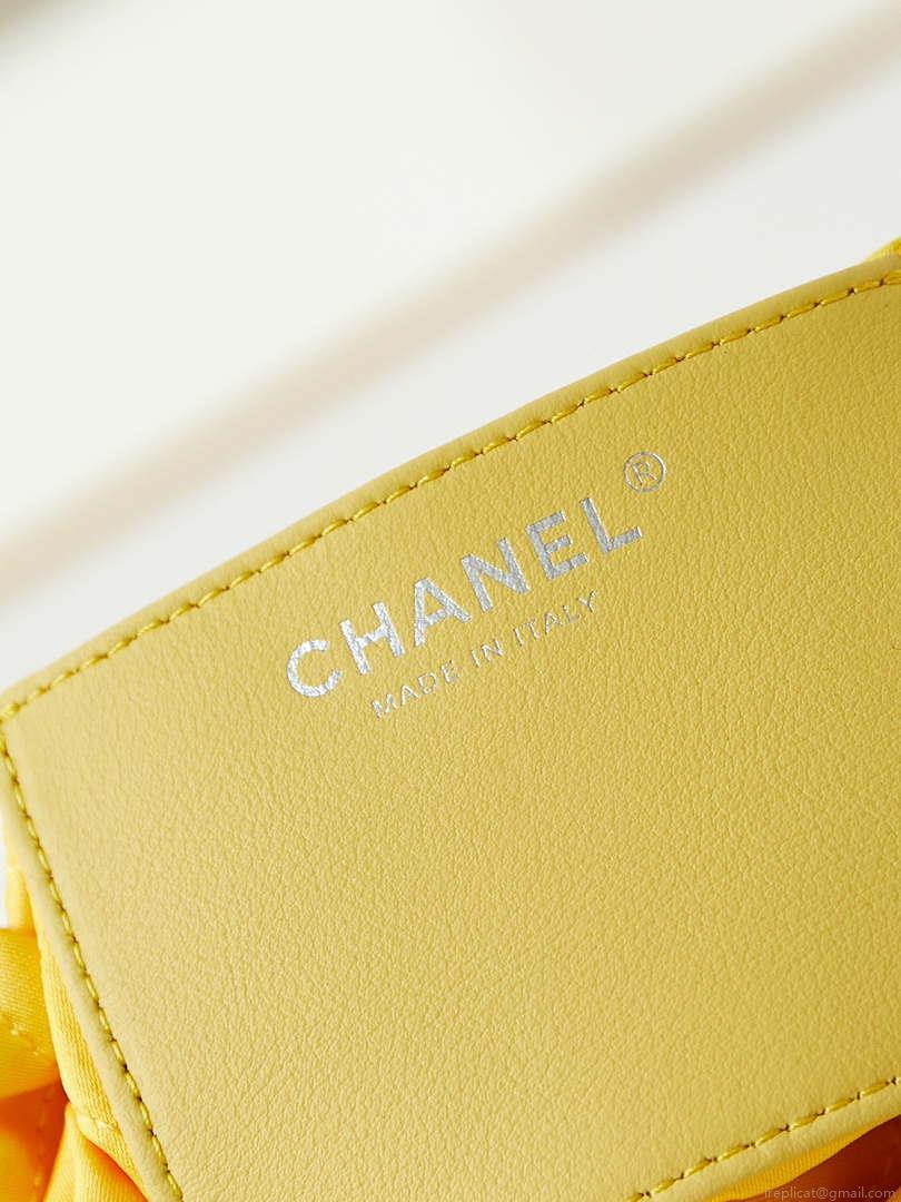 Chanel 22 Mini Handbag Patent Gradient Calfskin Lacquered Metal AS3980 White & Yellow