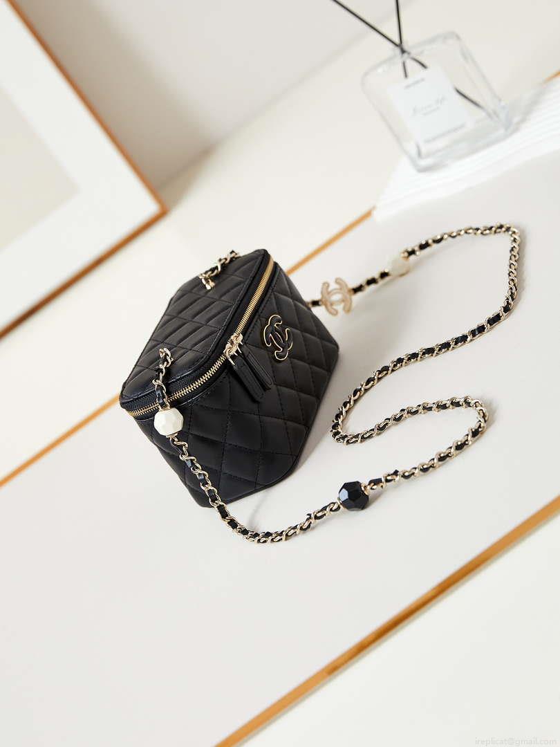 Chanel AP3784 Clutch With Chain Lambskin Vanity Box bag with Enamel buckle AP3231 Black