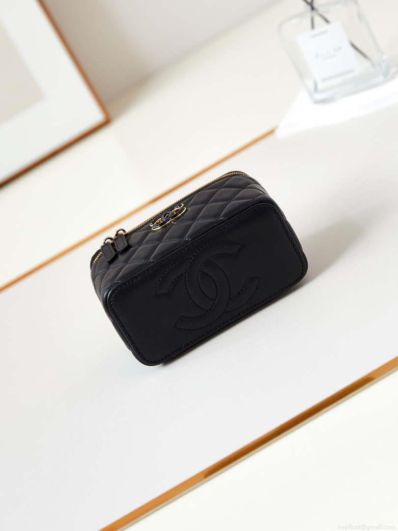 Chanel AP3784 Clutch With Chain Lambskin Vanity Box bag with Enamel buckle AP3231 Black