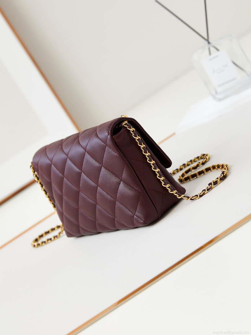 Chanel AS5011 Flap bag Shiny Lambskin Imitation Pearls & Gold-Tone Metal Wine Red