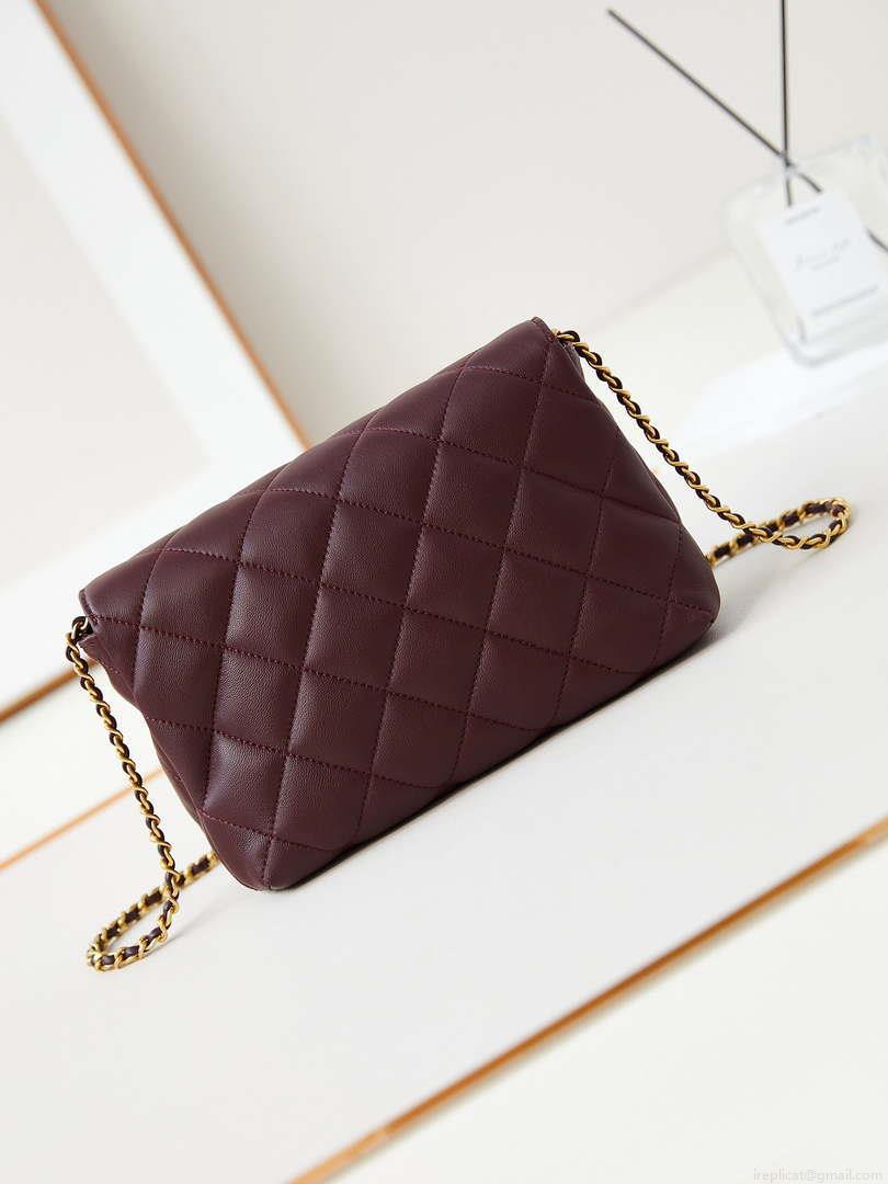 Chanel AS5011 Flap bag Shiny Lambskin Imitation Pearls & Gold-Tone Metal Wine Red