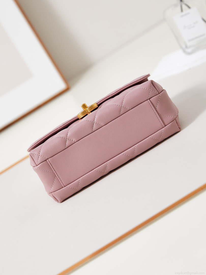 Chanel AS5011 Flap bag Shiny Lambskin Imitation Pearls & Gold-Tone Metal Pink