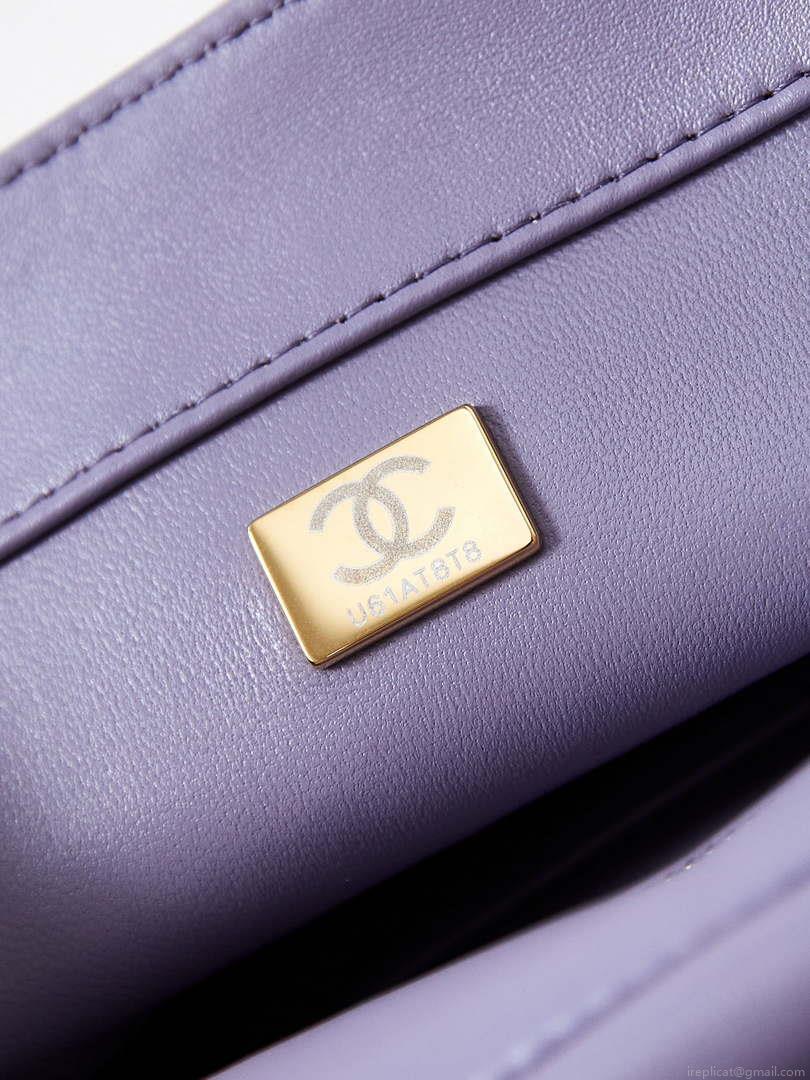Chanel AS5011 Flap bag Shiny Lambskin Imitation Pearls & Gold-Tone Metal Light Purple