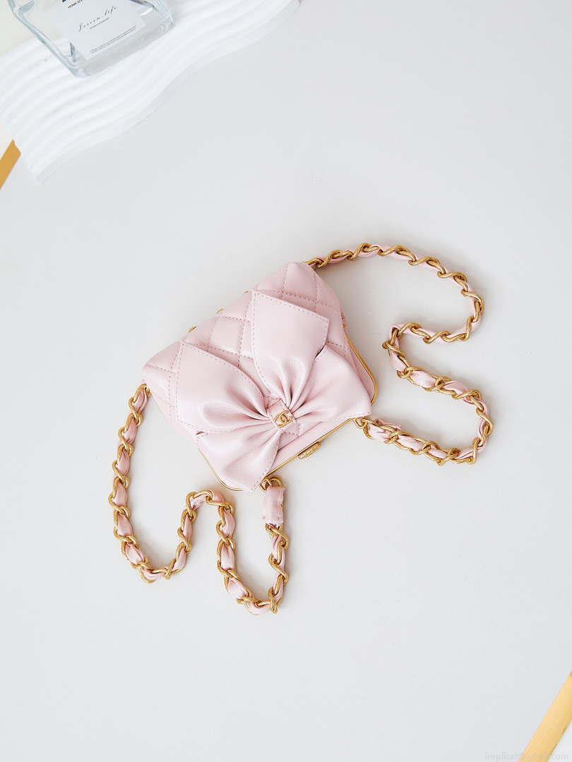 Chanel AP4028 Clutch with chain Lambskin Patent Crumpled Lambskin & Gold-Tone Metal Pink