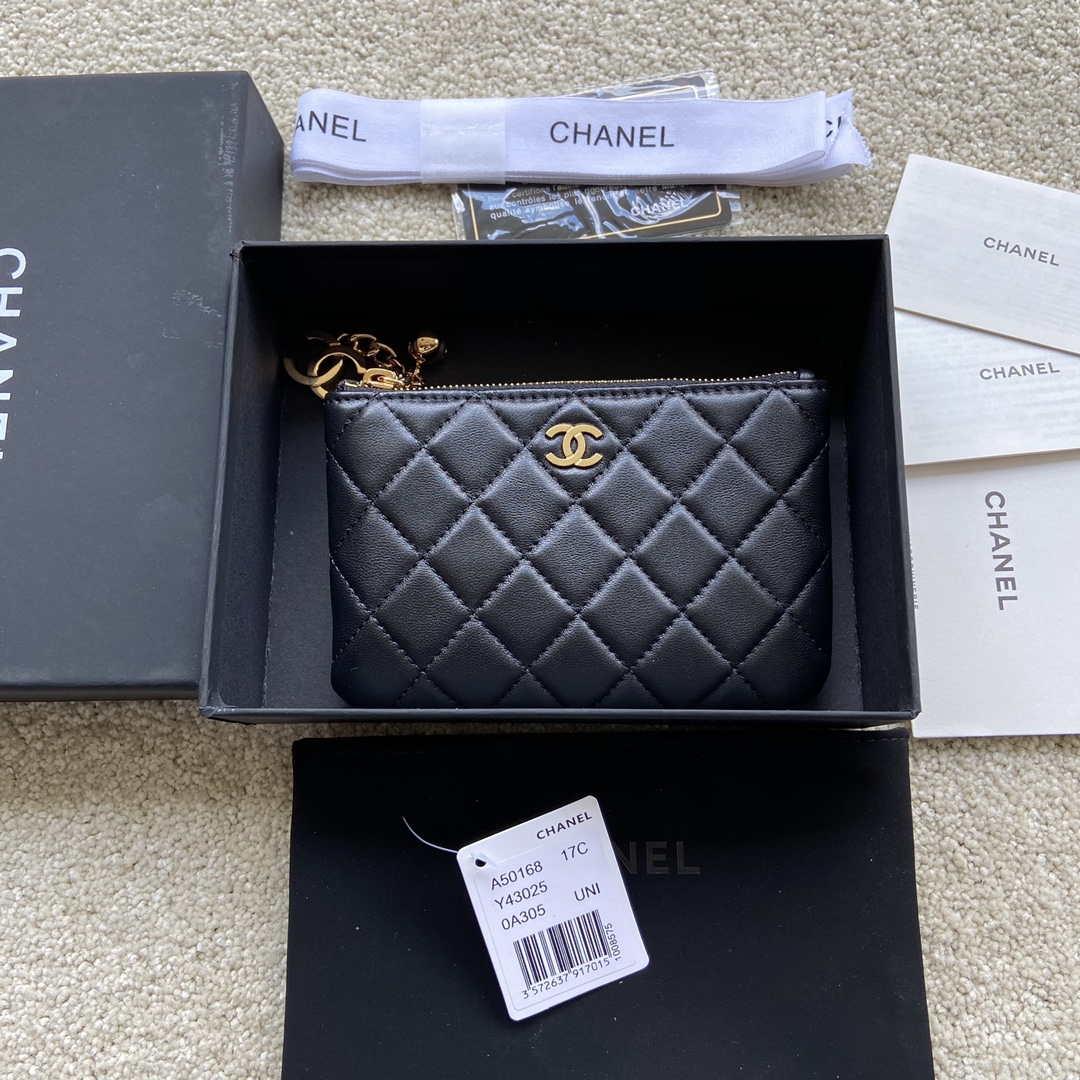 Chanel Classic Card Holder Zipper Lambskin A50168 Black Gold