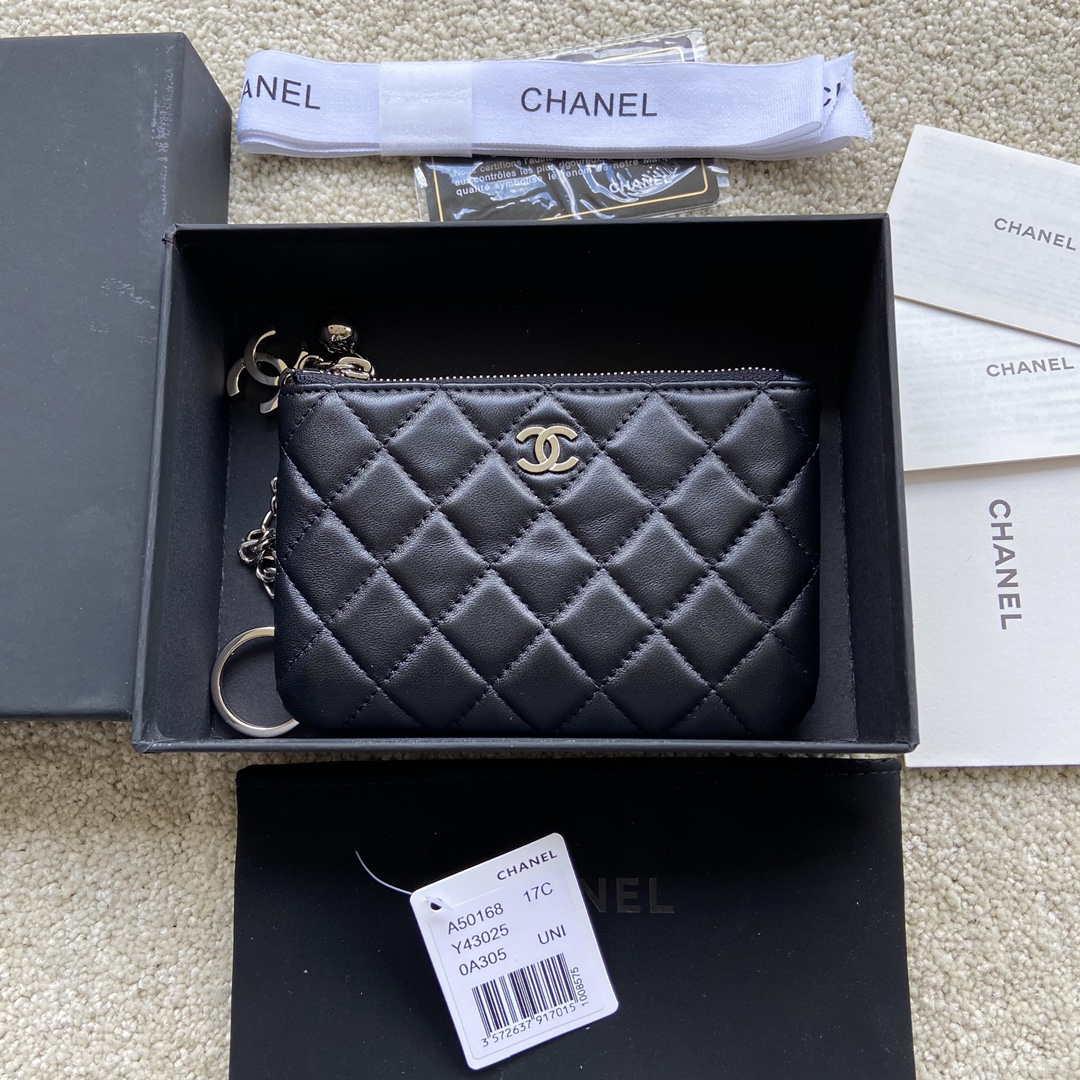 Chanel Classic Card Holder Zipper Lambskin A50168 Black Silver