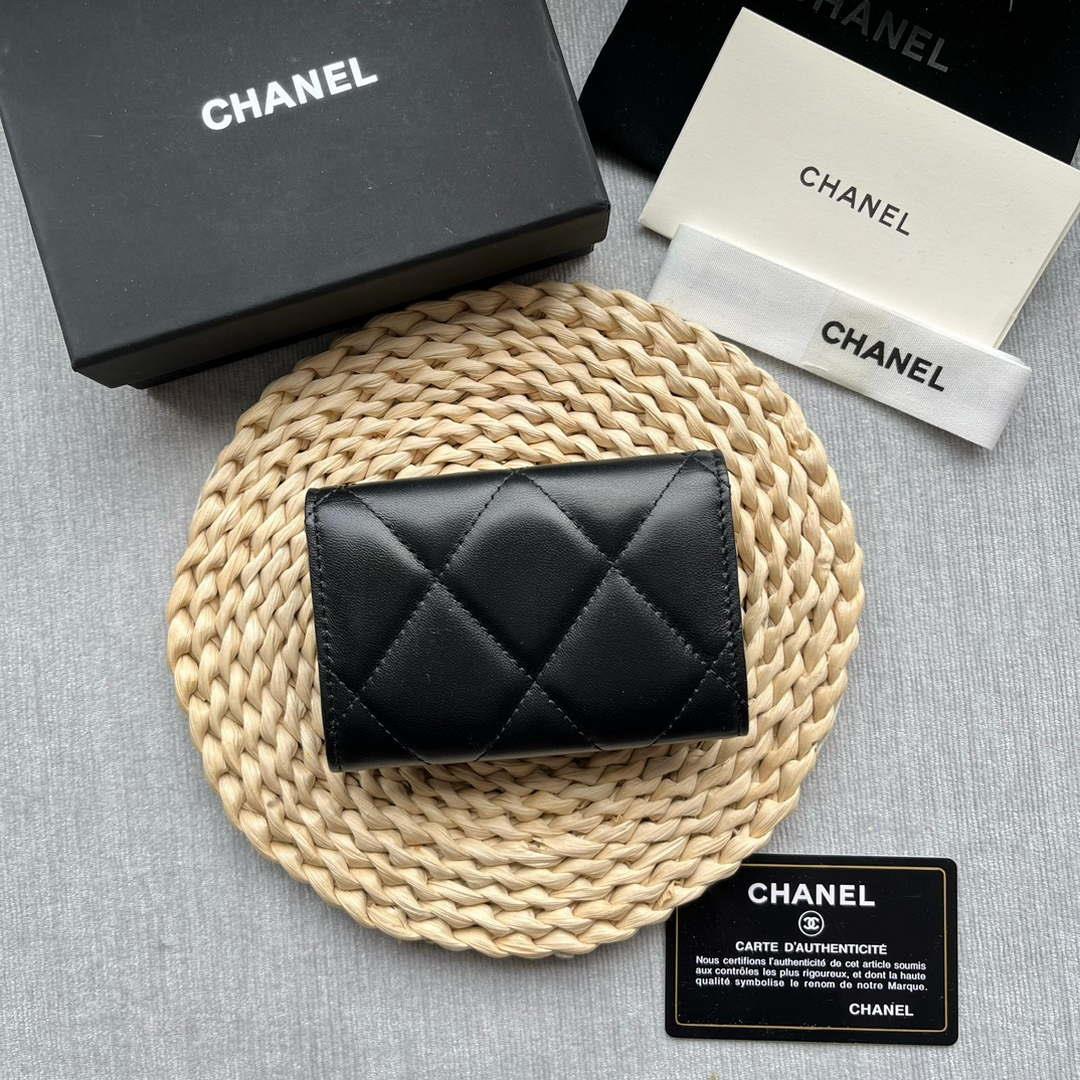 Chanel AP1790 19 flap Card Holder shiny lambskin gold tone ruthenium finish metal Black