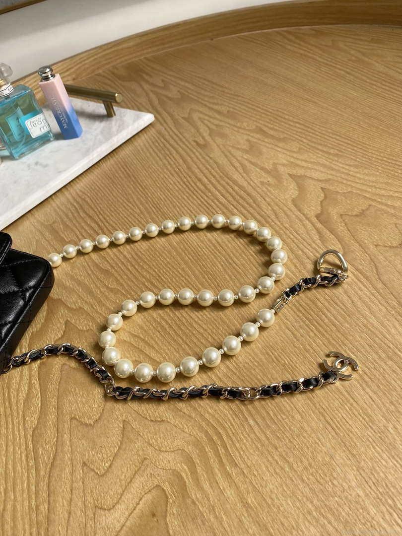 Chanel A81181 22 Spring/Summer Pearl chain belt bag Black