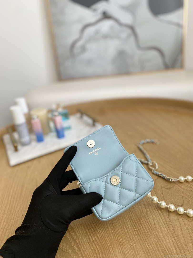 Chanel A81181 22 Spring/Summer Pearl chain belt bag Blue